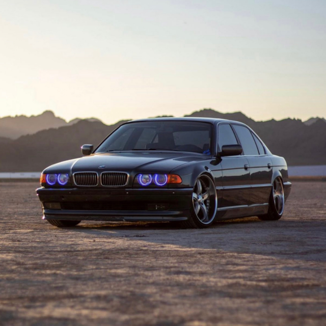 Lighting Trendz 2002-2005 BMW 7 Series Halo LED Kit - Custom main image
